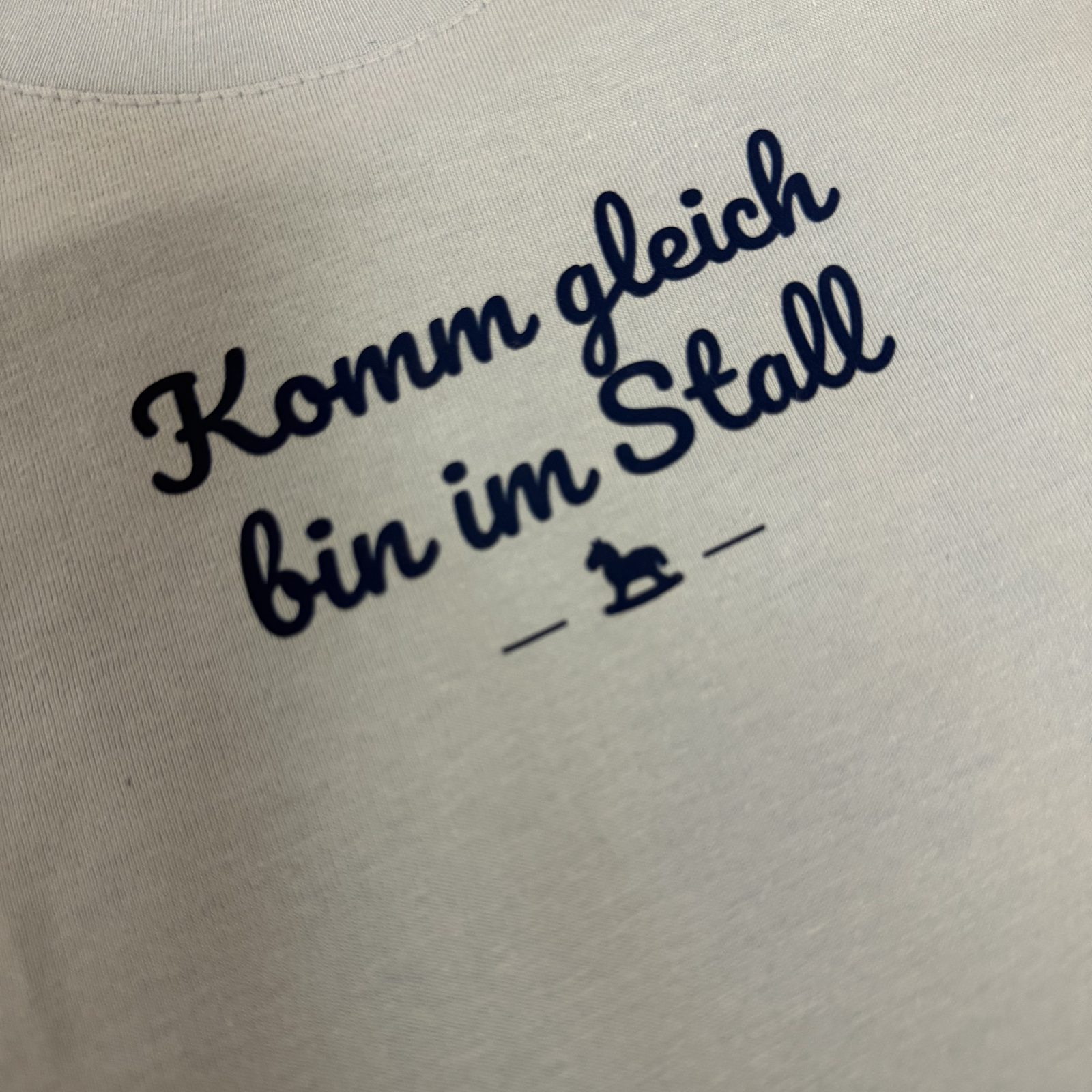 Komm gleich bin im Stall – T-Shirt – Ansicht 3